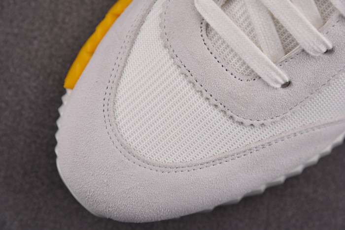 H**mes bouncing sneaker