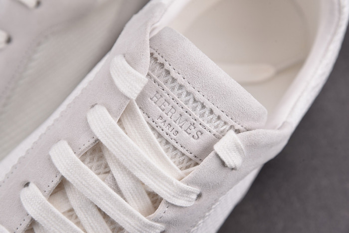 H**mes bouncing sneaker
