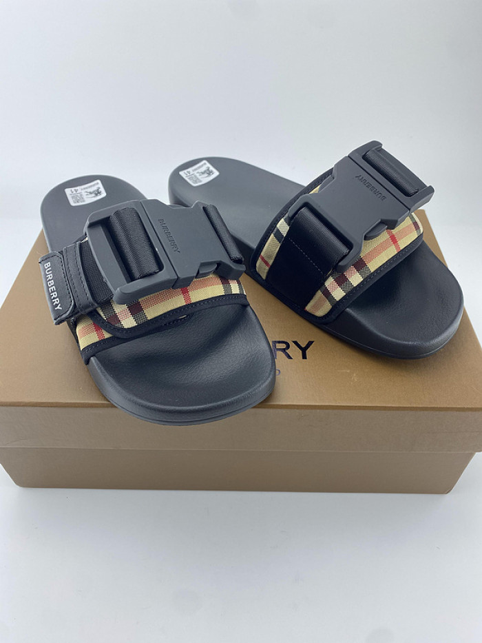 BUBERY SLIPPERS