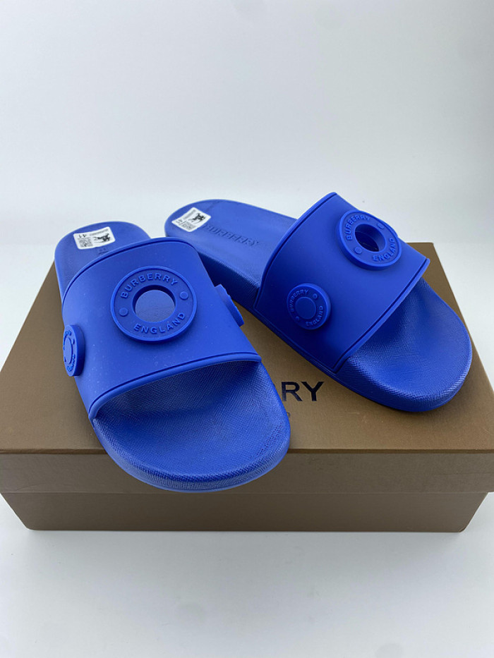 BUBERY SLIPPERS