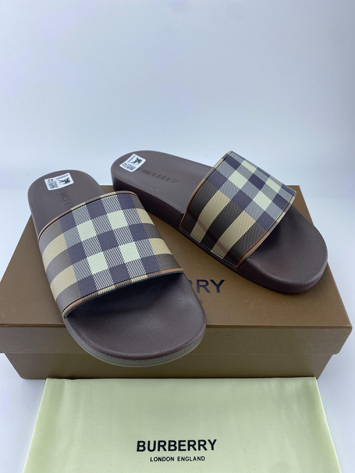 BUBERY SLIPPERS