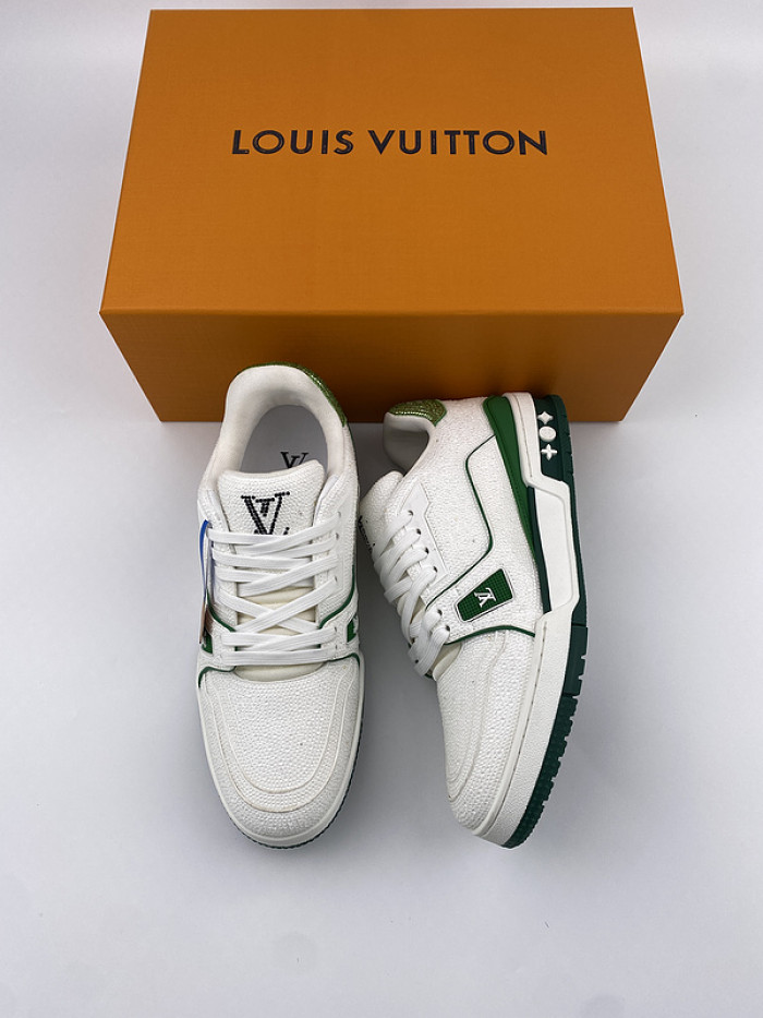 LV TRAINER SNEAKER