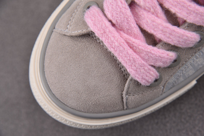 DR B33 SNEAKER