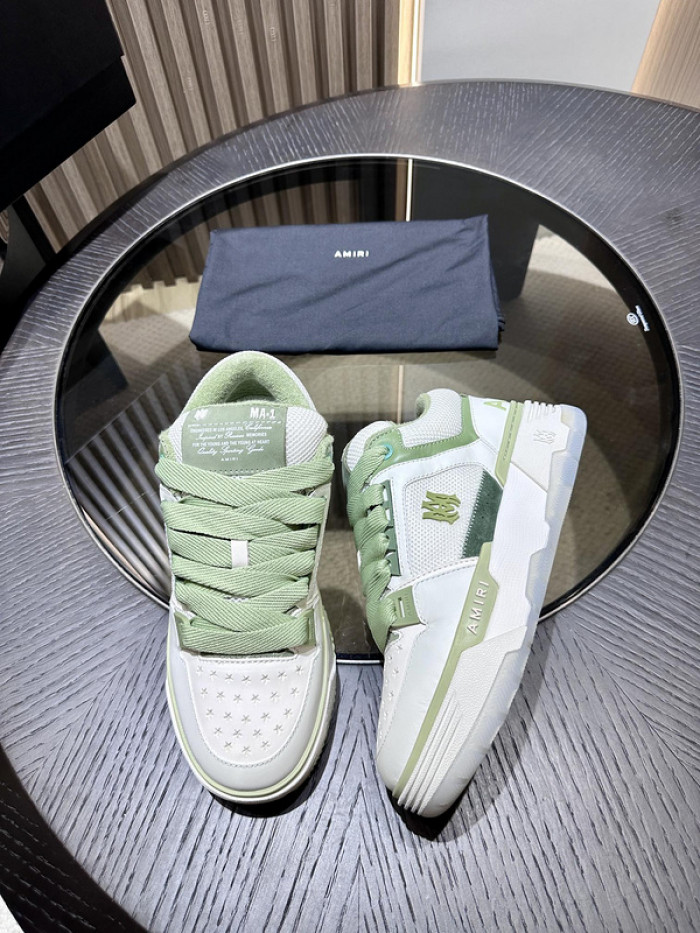 AR1M1 Sneaker MA1