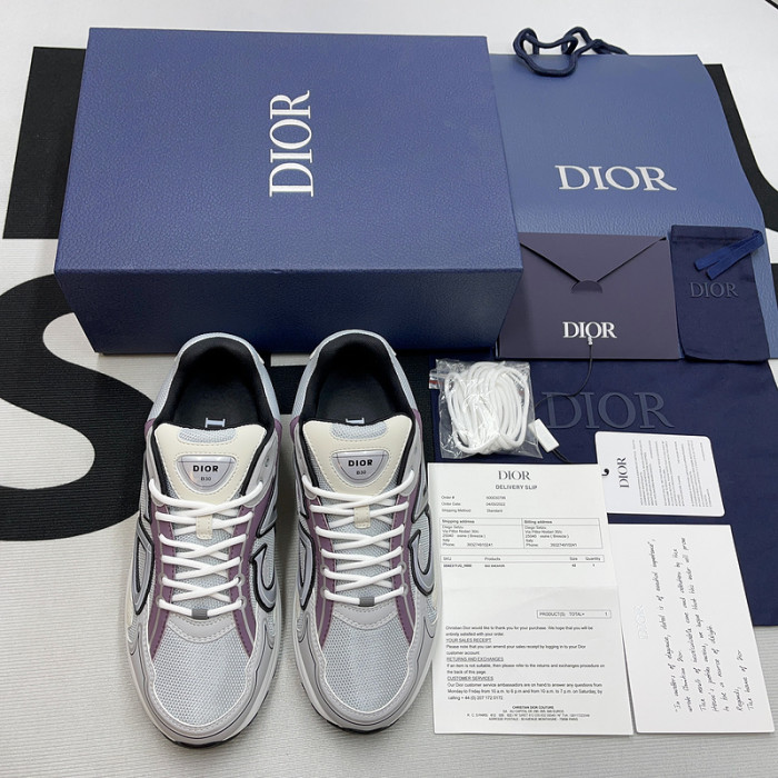 DR B30 Sneakers