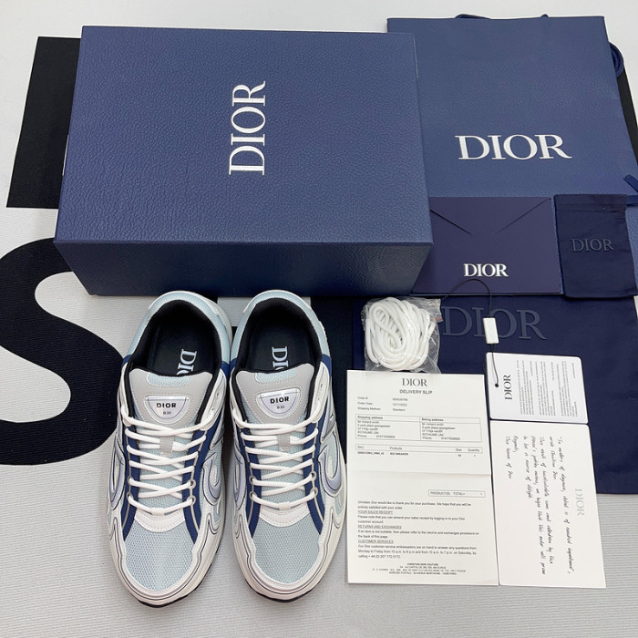 DR B30 Sneakers