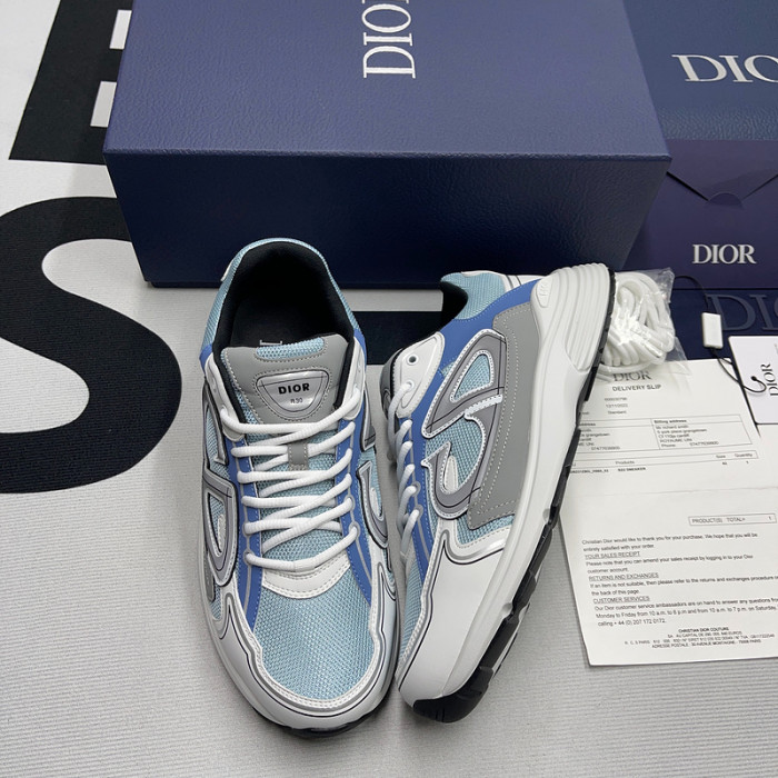 DR B30 Sneakers