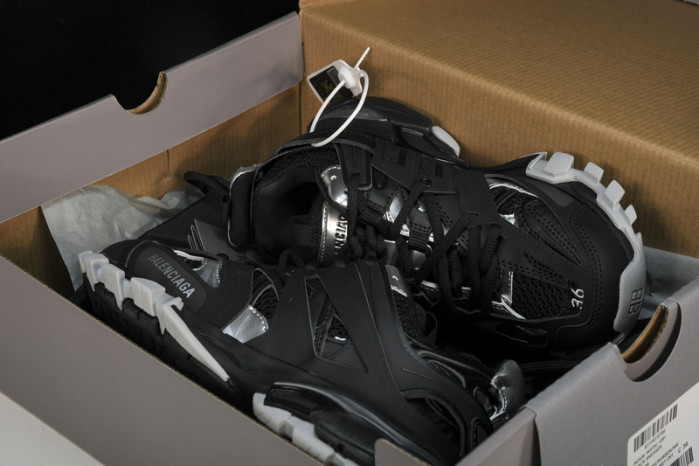 BLCG TRACK SNEAKER 542436 W2FSC 1081