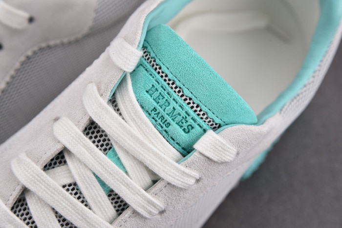 H**mes bouncing sneaker