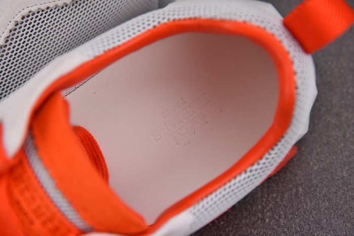 H**mes bouncing sneaker