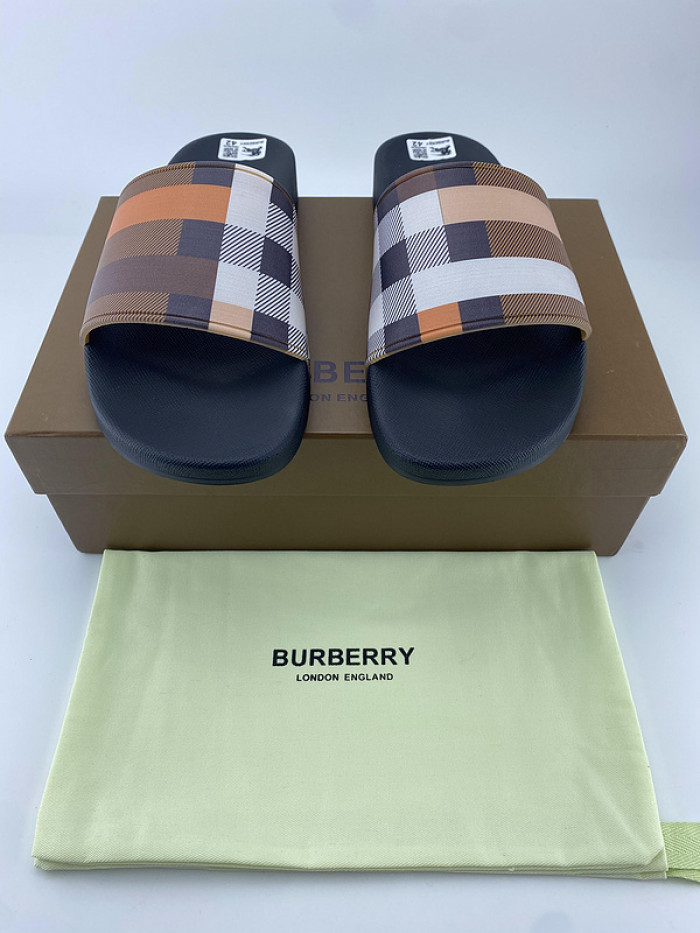 BUBERY SLIPPERS