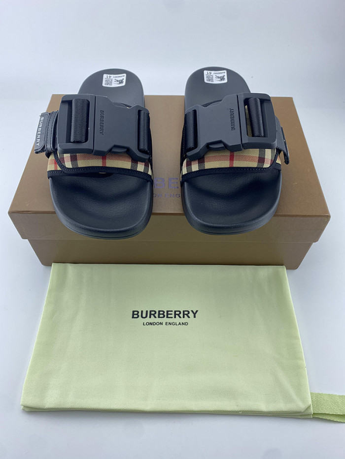 BUBERY SLIPPERS