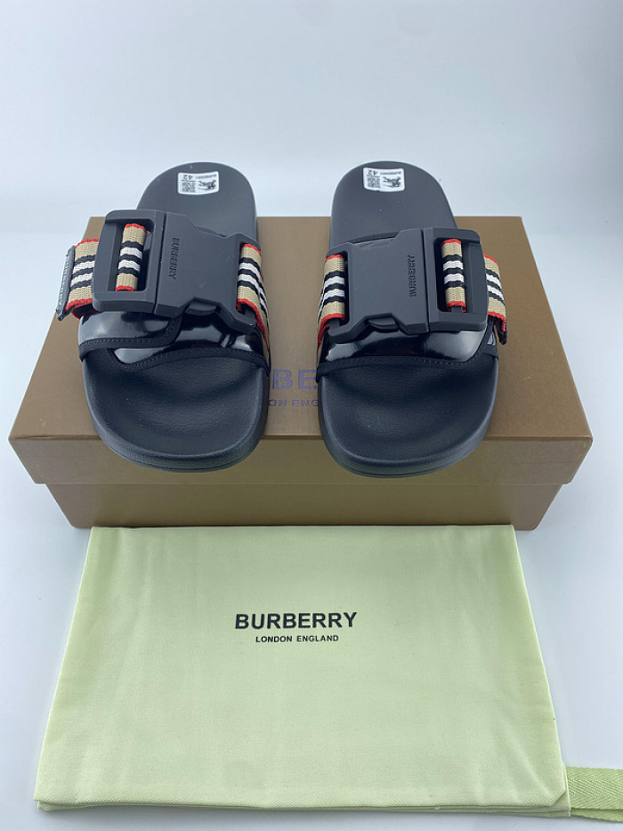 BUBERY SLIPPERS