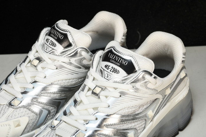 Valentino Garavani MS-2960 Low-top Sneaker