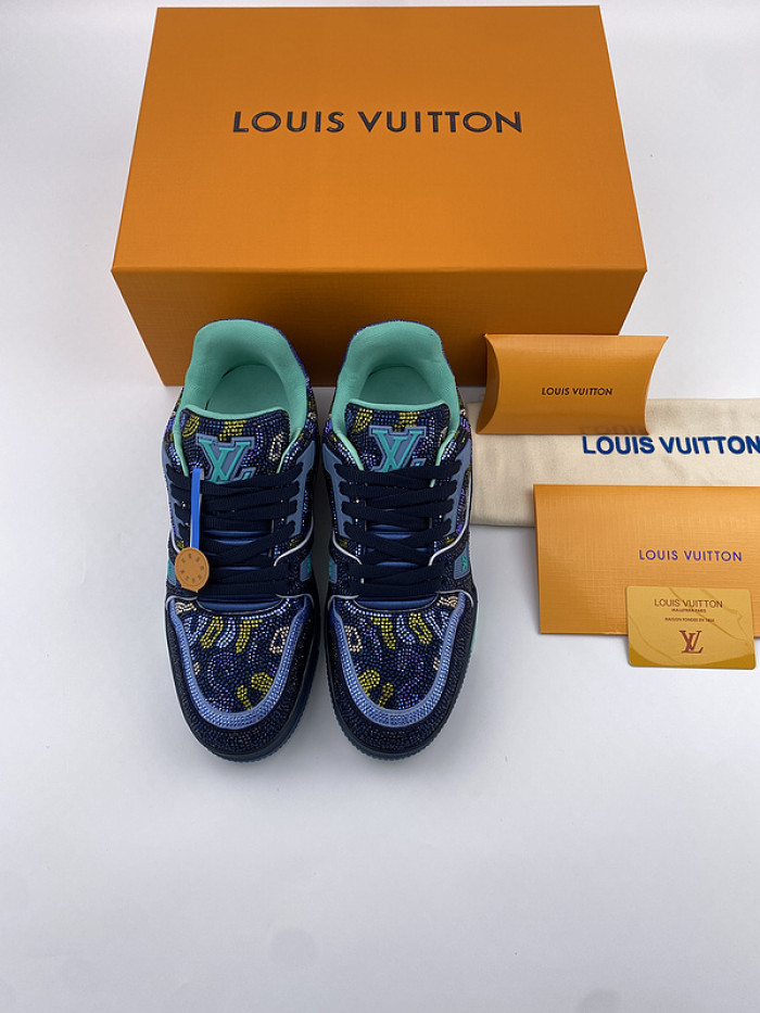 LV TRAINER SNEAKER