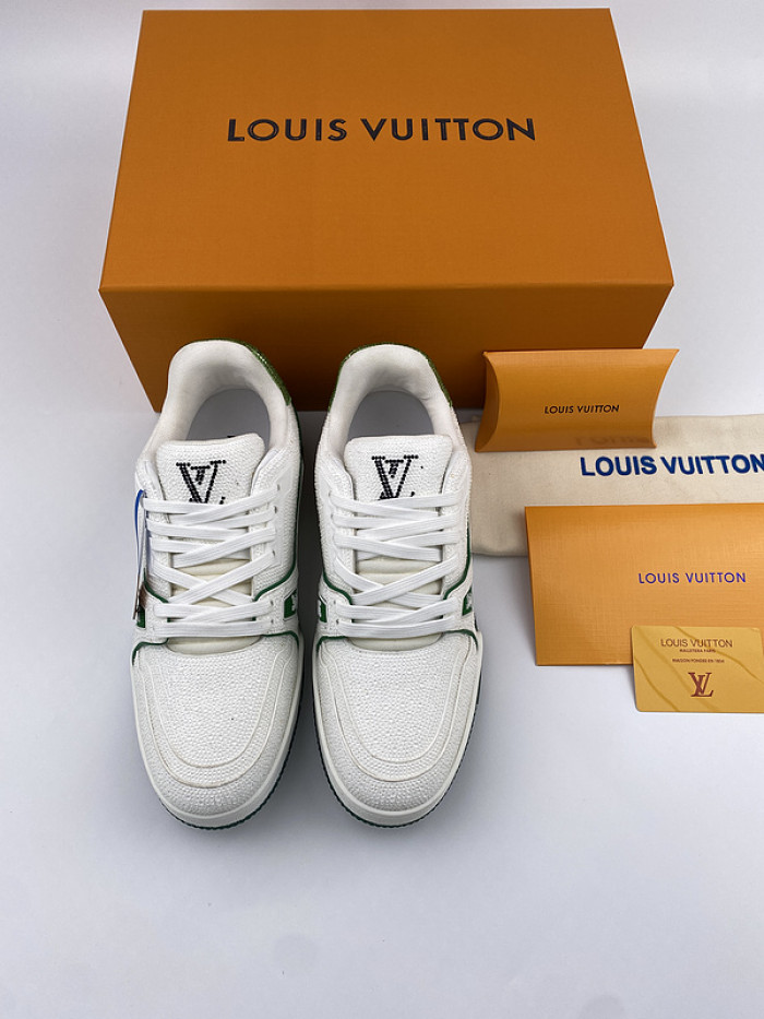 LV TRAINER SNEAKER
