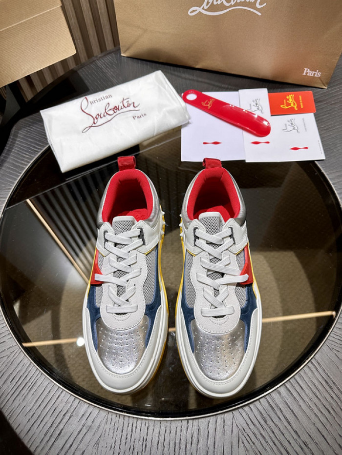 CLBSNEAKER