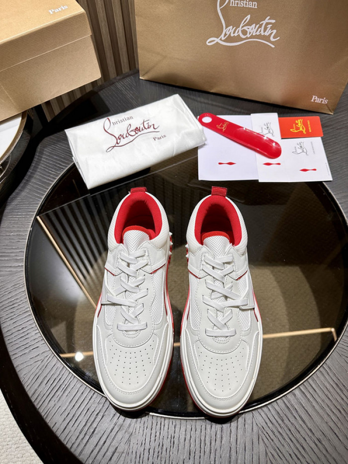 CLBSNEAKER