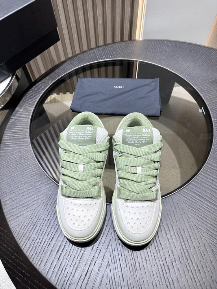 AR1M1 Sneaker MA1