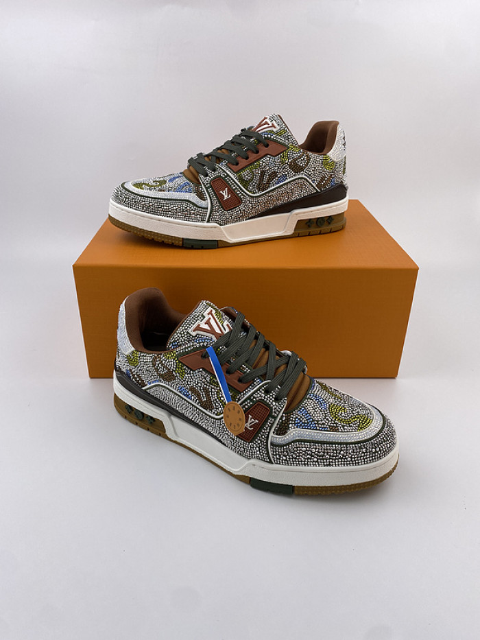 LV TRAINER SNEAKER