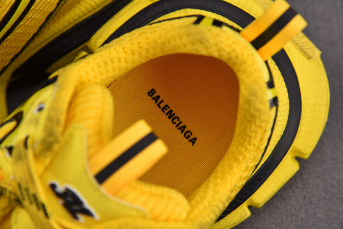BLCG 3XL SNEAKER 524039 W2FA1 9010