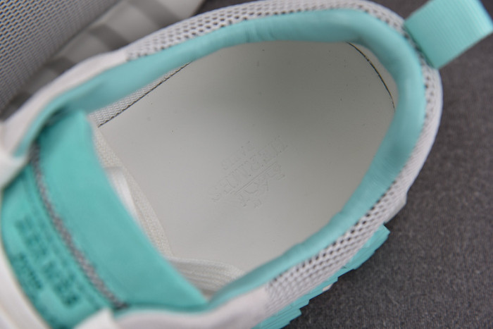 H**mes bouncing sneaker