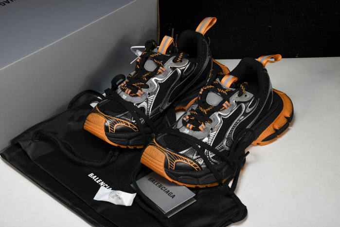 BLCG 3XL SNEAKER 734731 W3XL3 1178