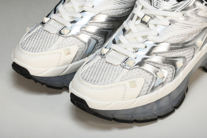 Valentino Garavani MS-2960 Low-top Sneaker