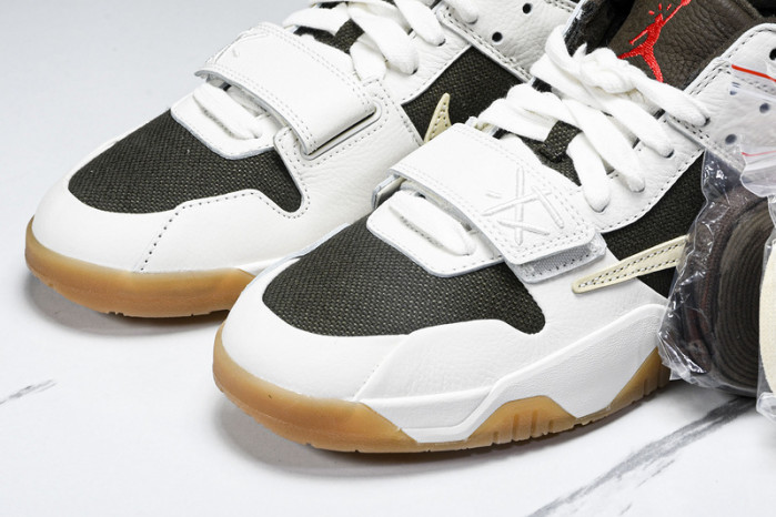 TRAVIS SCOTT X JORDAN CUT THE CHECK FZ8117-100