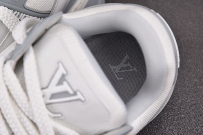LV TRAINER Maxxi SNEAKER 2406207