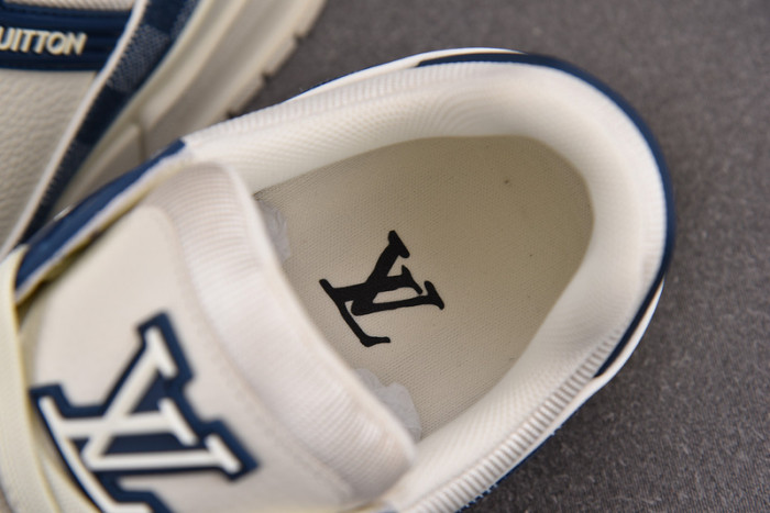 LV TRAINER SNEAKER 24080802
