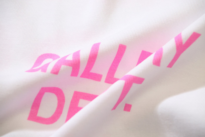 GA11ERY DEPT. T-SHIRT 24042327