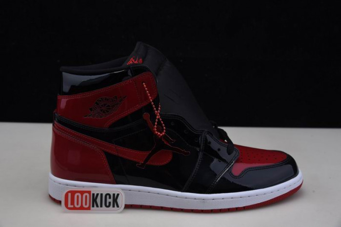 Air Jordan 1 High OG “Bred Patent” 555088-063