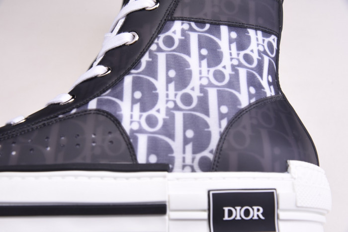 DR B23 High Top Oblique Sneaker Black & White