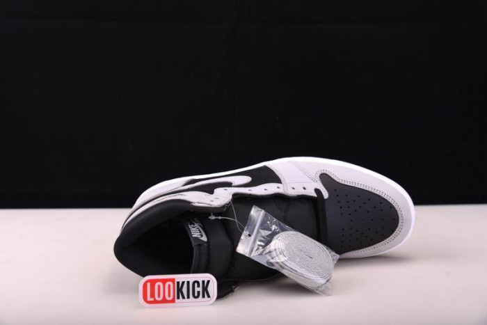 Air Jordan 1 Retro High Black White Light Smoke Grey 555088-035