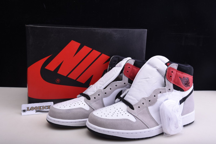 Air Jordan 1 High OG “Light Smoke Grey” 555088-126
