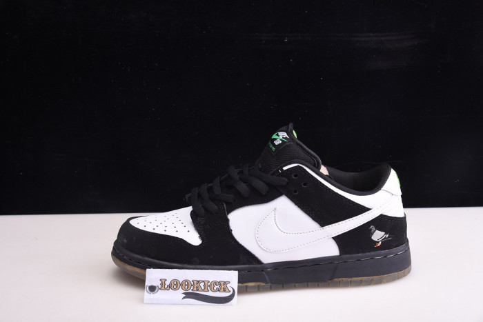 Nike SB Dunk Low Staple Panda Pigeon BV1310-013