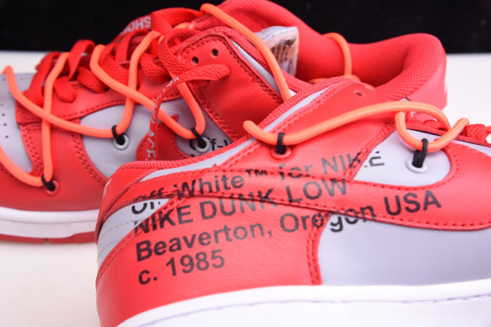 OFF-WHITE x Dunk Low