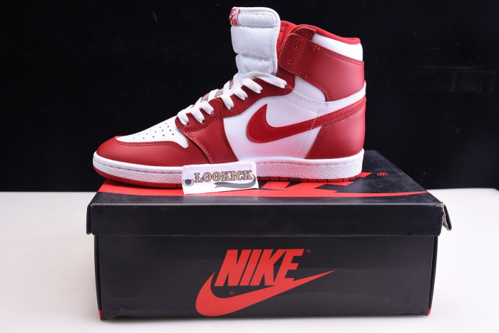 Air Jordan 1 Retro High 