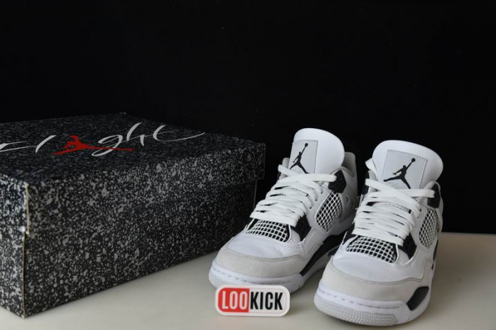 Jordan 4 Retro Military Black DH6927-111
