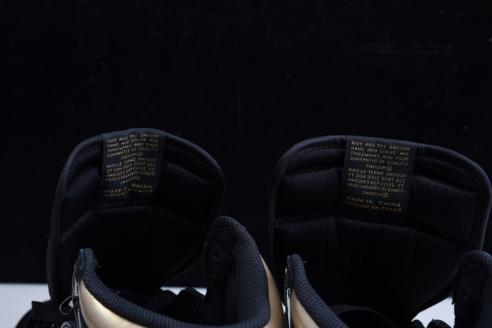 AIR JORDAN 1 RETRO HIGH BLACK METALLIC GOLD (2020) 555088-032