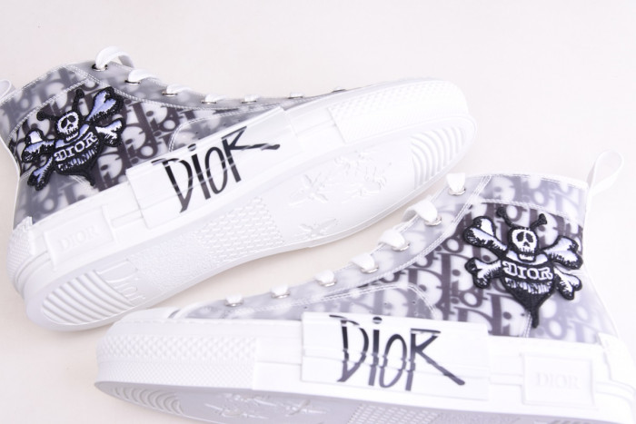 DR B23 OBLIQUE HIGH TOP SNEAKER T00853H063