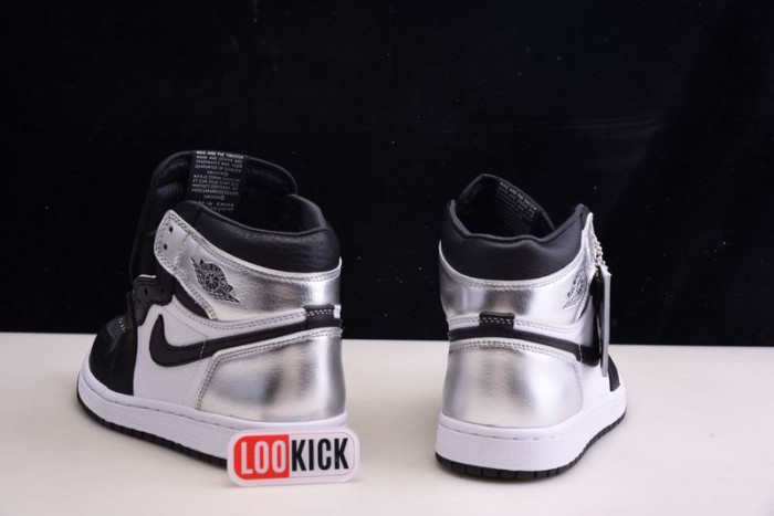 AIR JORDAN 1 HIGH OG WMNS “SILVER TOE” CD0461-001