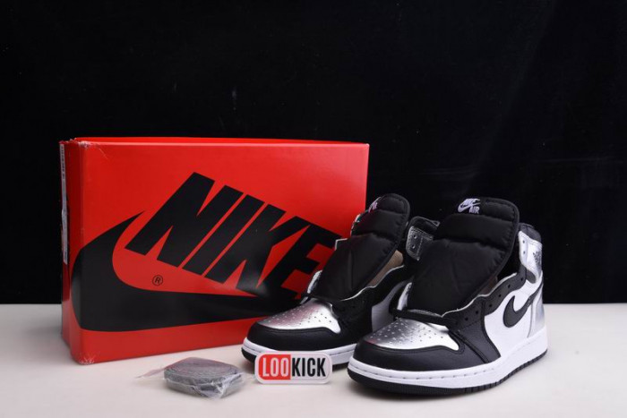 AIR JORDAN 1 HIGH OG WMNS “SILVER TOE” CD0461-001