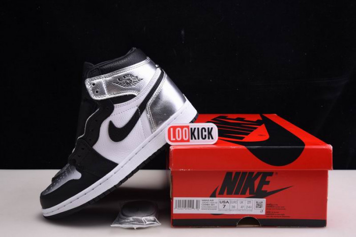 AIR JORDAN 1 HIGH OG WMNS “SILVER TOE” CD0461-001