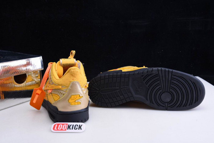 OFF WHITE NIKE AIR RUBBER DUNK "UNIVERSITY GOLD" CU6015-700