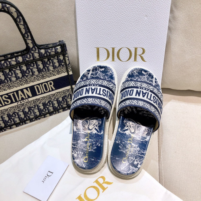 DR SLIPPERS