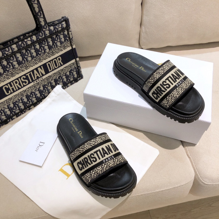 DR SLIPPERS