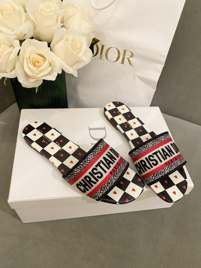 DR SLIPPERS