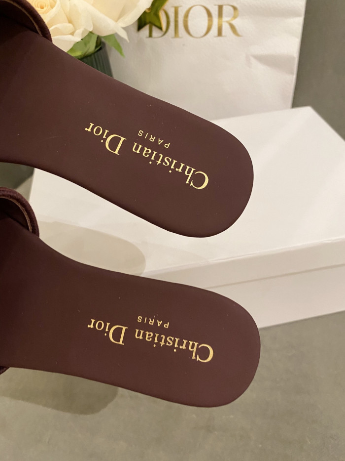 DR SLIPPERS
